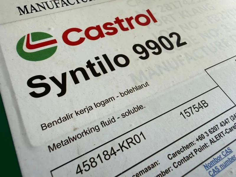 Syntilo 9902 - 2 Castrol Syntilo 9902 Synthetic Metal Working Fluid - Image 1